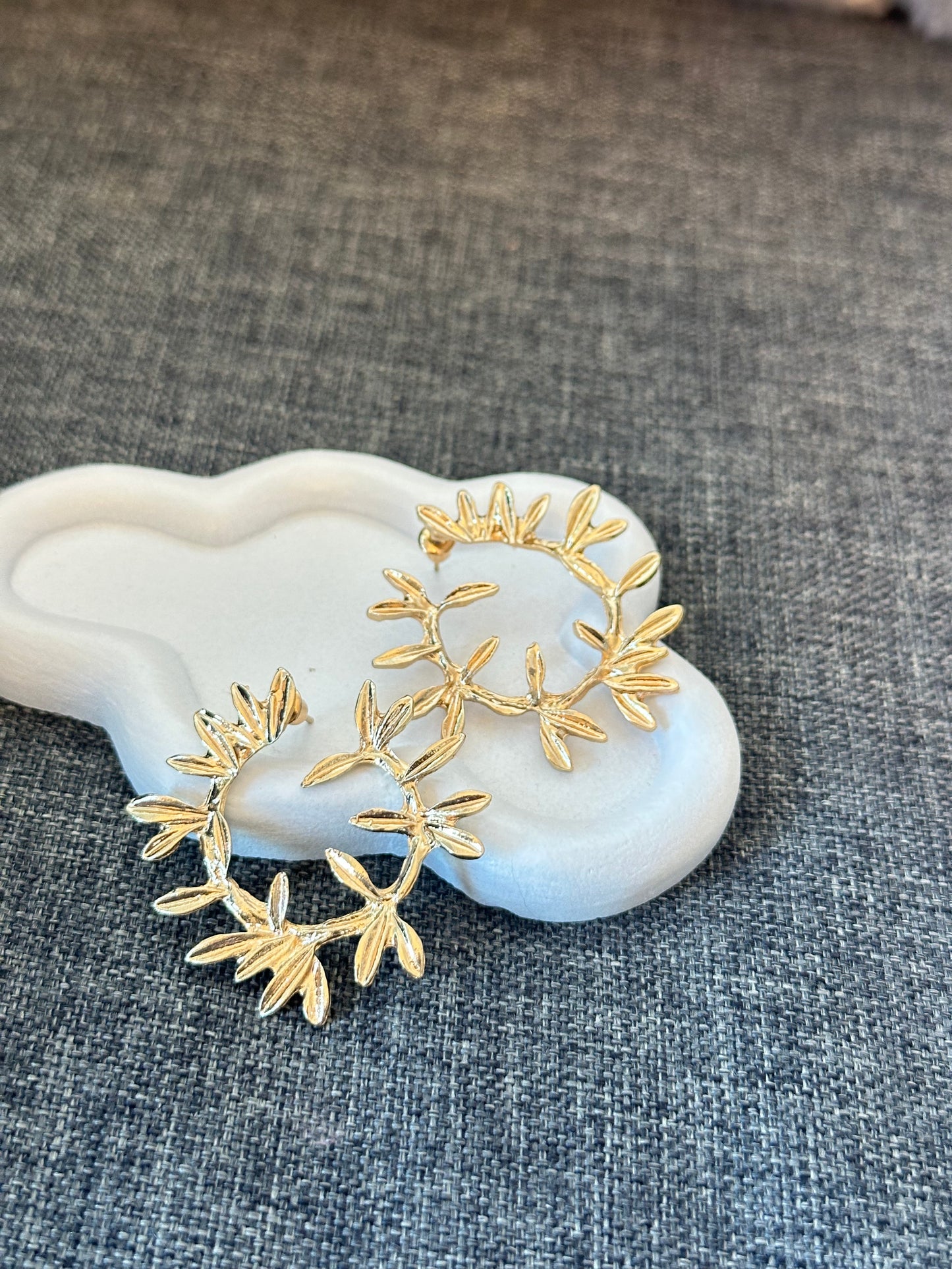 The Gilded Wreath Hoops