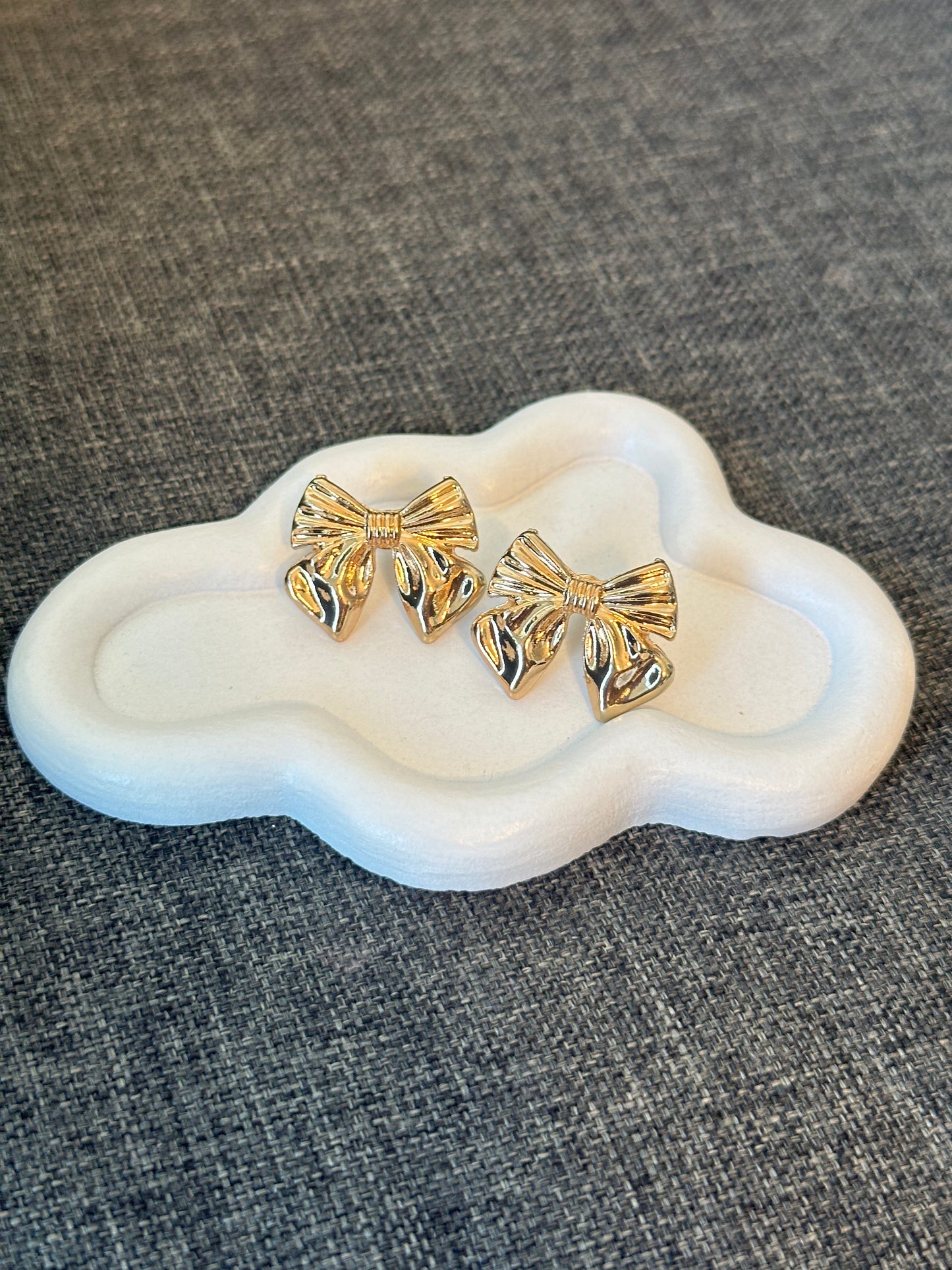 The Duet Heart Bows