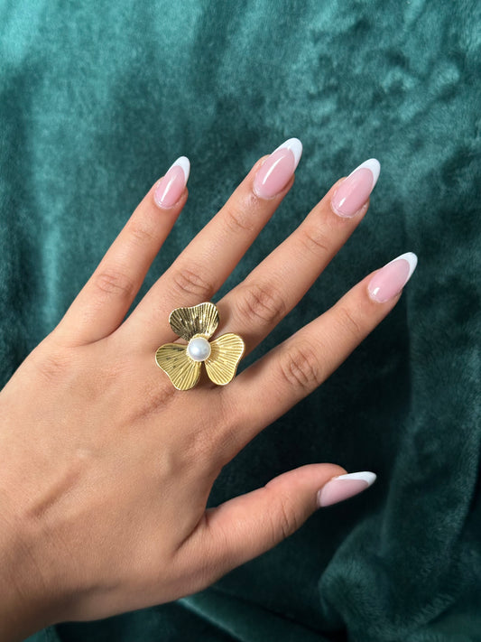 The Flora Pearl Ring