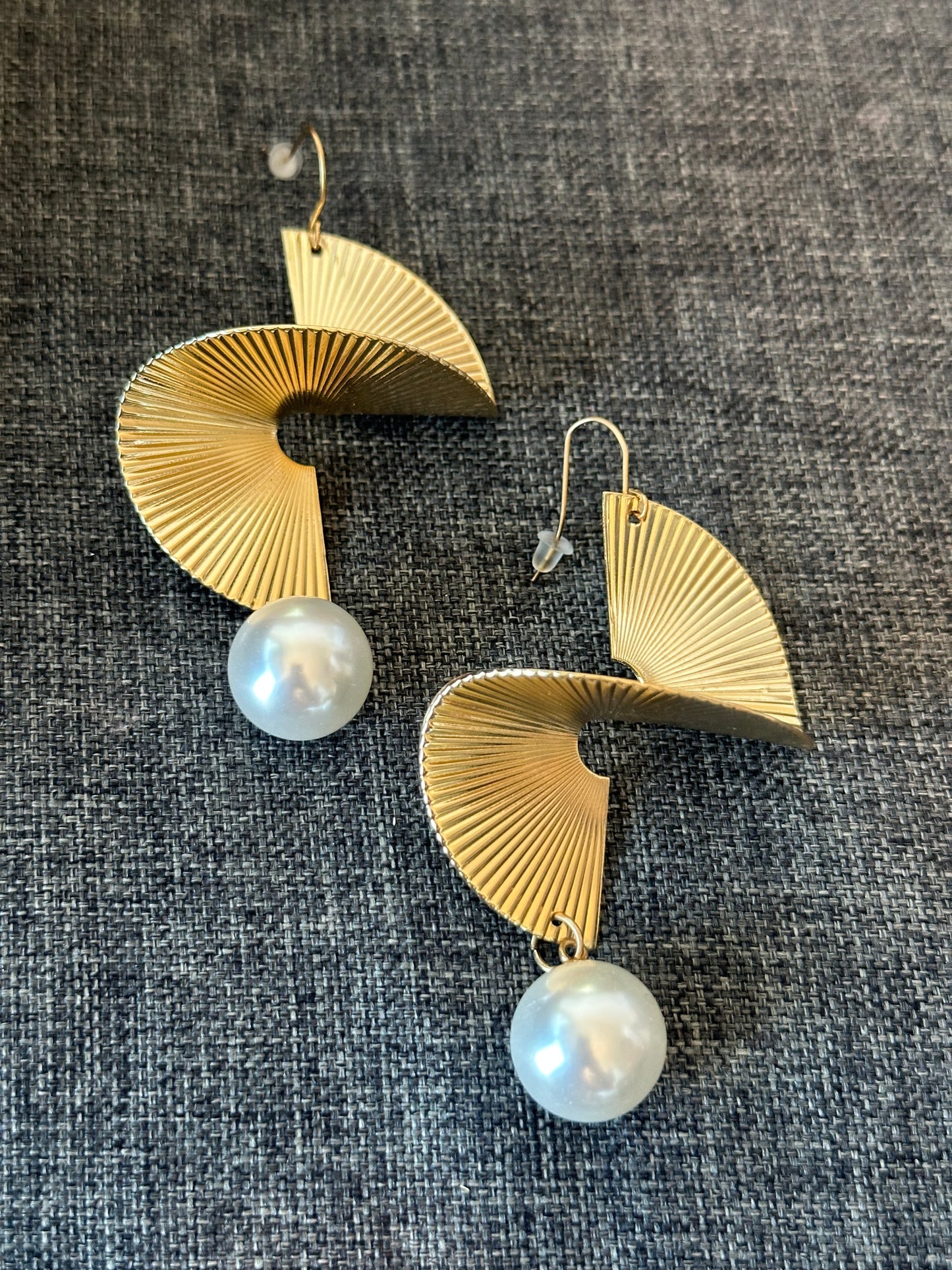 The Art Deco Fan Drops