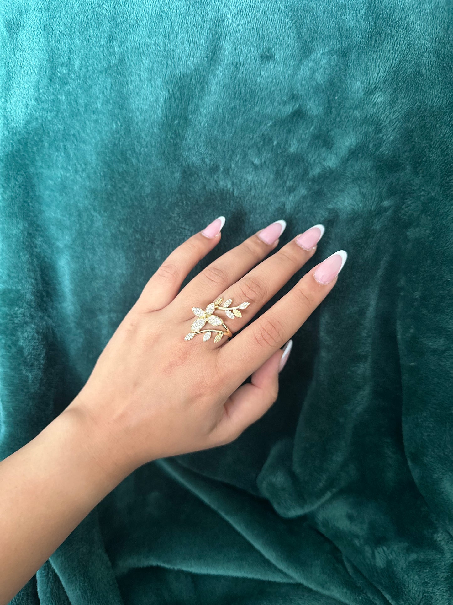 The Golden Vine Wrap