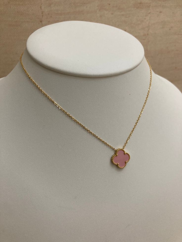 The Luster Clover